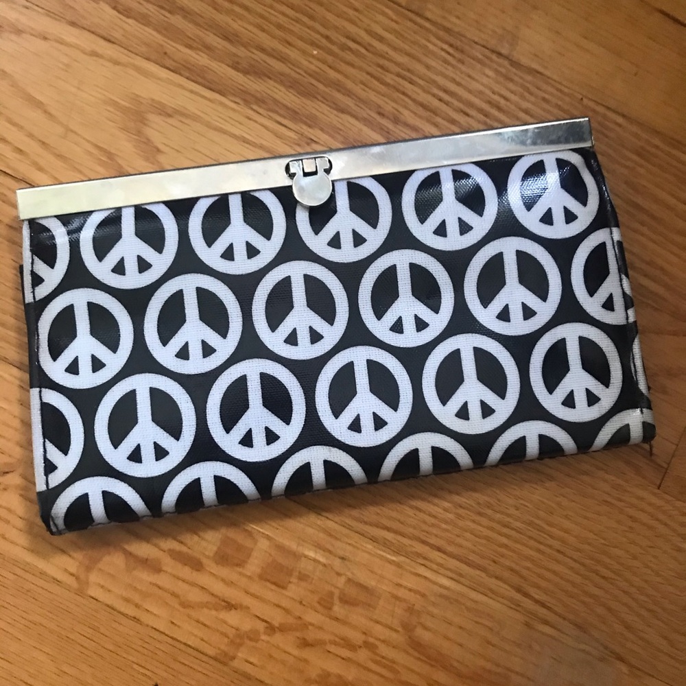 Peace sign wallet